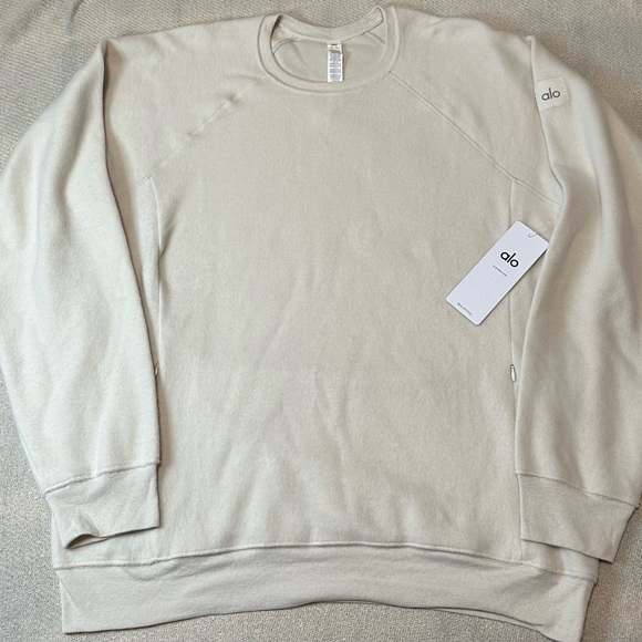 ALO Yoga Other - ALO Yoga Mens Triumph Crewneck Sweatshirt XL NWT Bone White Pullover